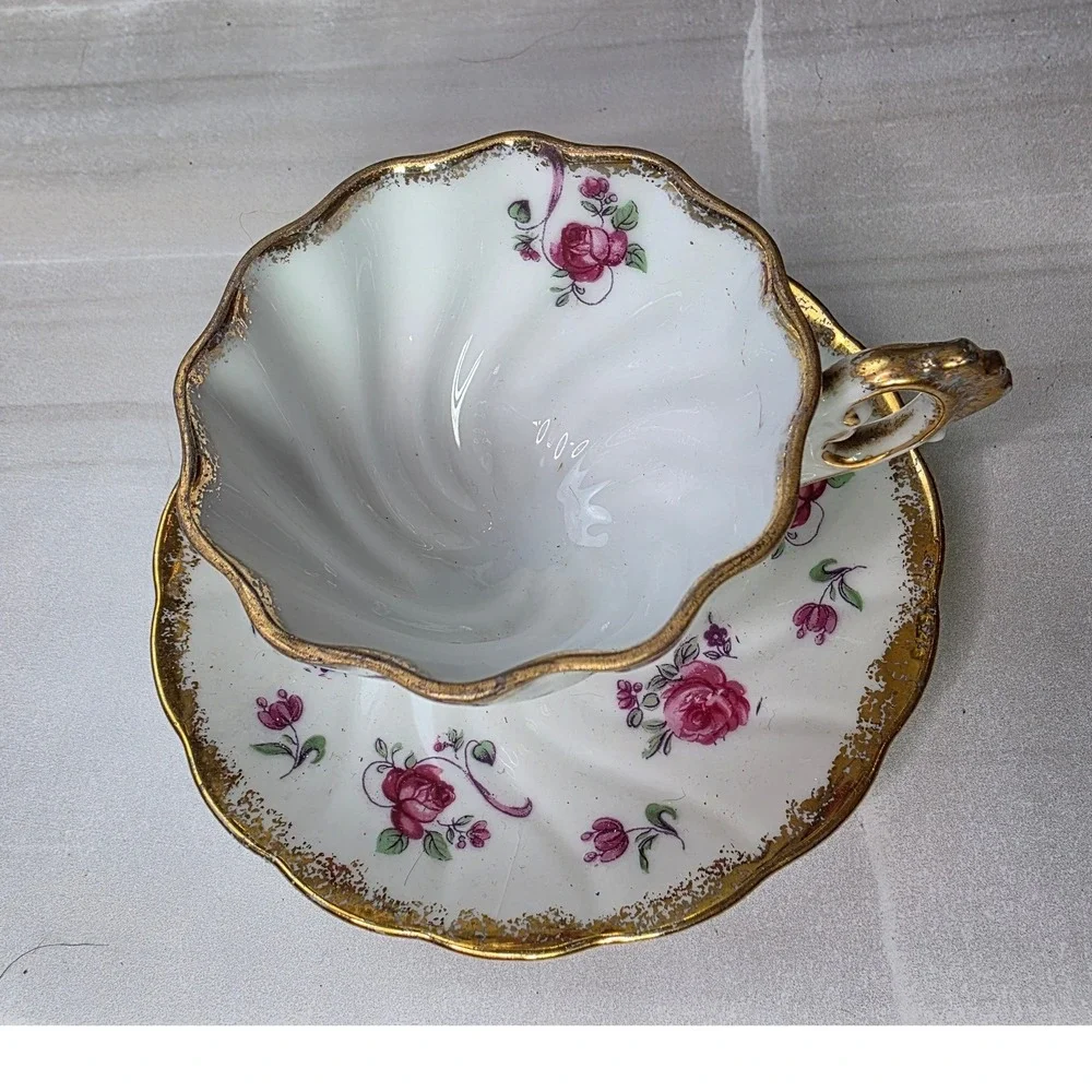 Vintage Footed Porcelain Teacup and Saucer Set Pink‎ Roses Gold Gilt Swirl Trim